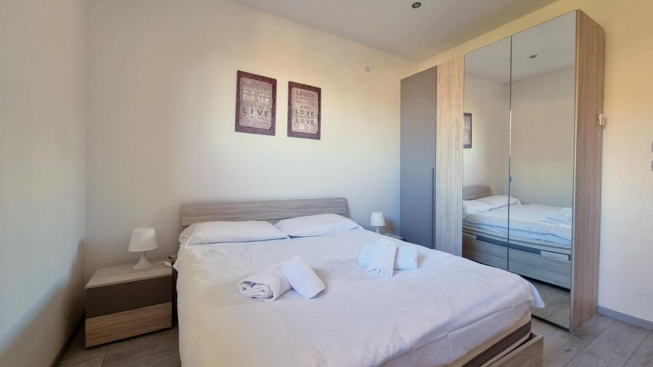 Crispi 85 - Air Conditioner - Teatro Rossetti Apartment Trieste Exterior photo